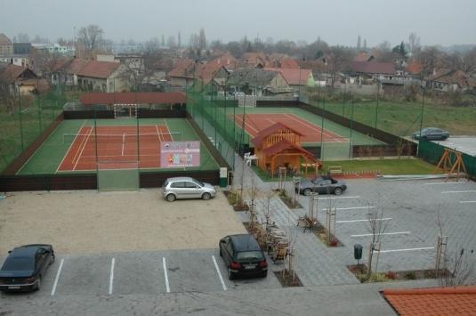 Hotel Tevel Sladkovicovo Buitenkant foto